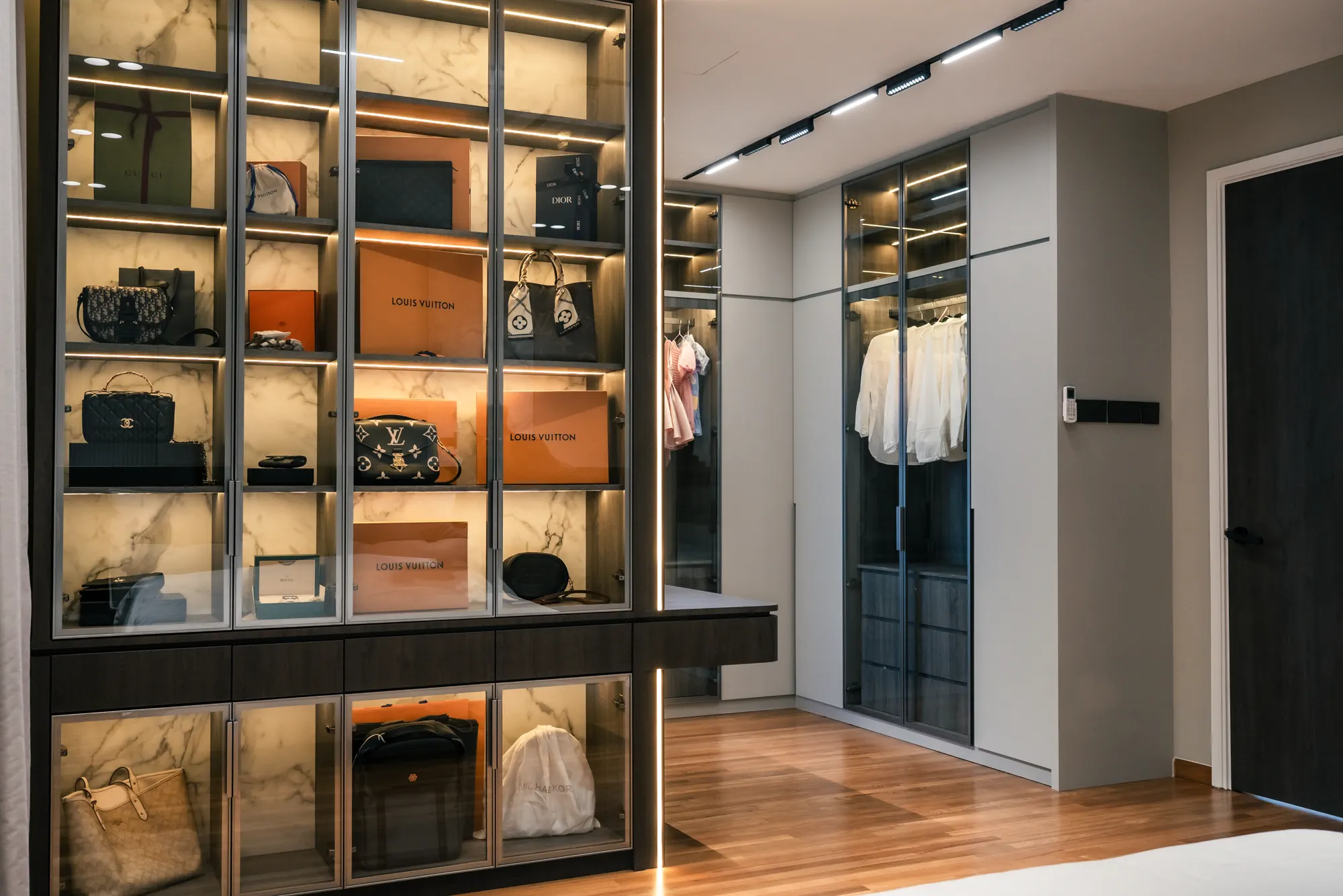 Project 02 wardrobe transition view